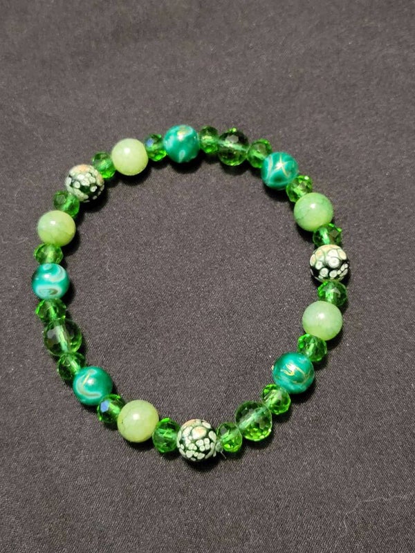 Emerald green bracelet