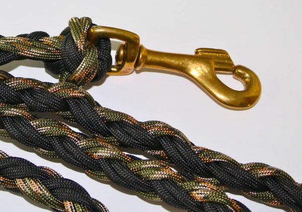 All Leashes include a Secure, 360 Swivel Snap Hook