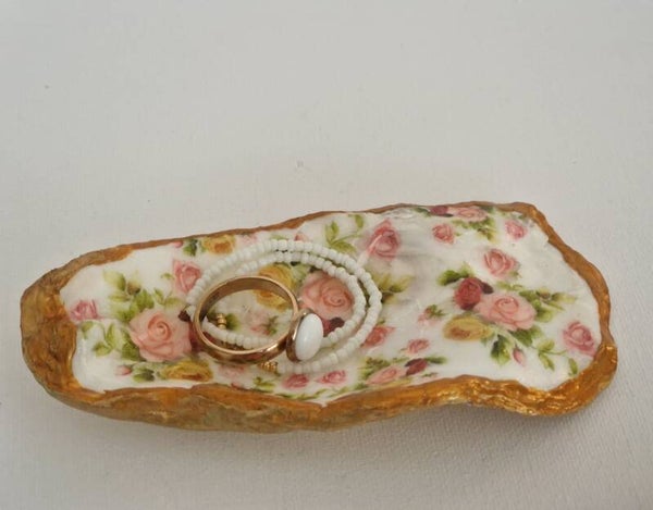 O-3 Oyster romantic jewelry tray