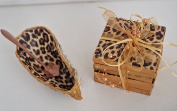 O-21 Oysterdish panther and coasters set