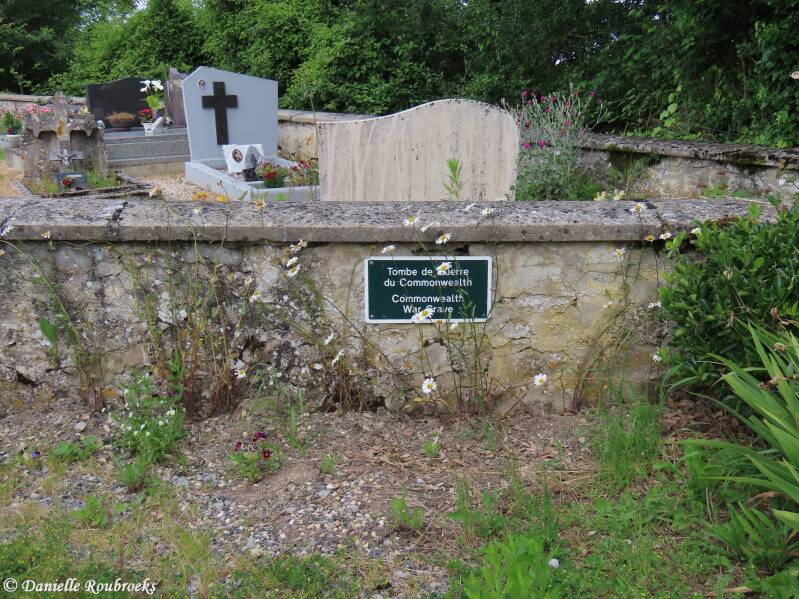01-cuissy-et-geny-churchyard-woe12jun24-standard.jpg