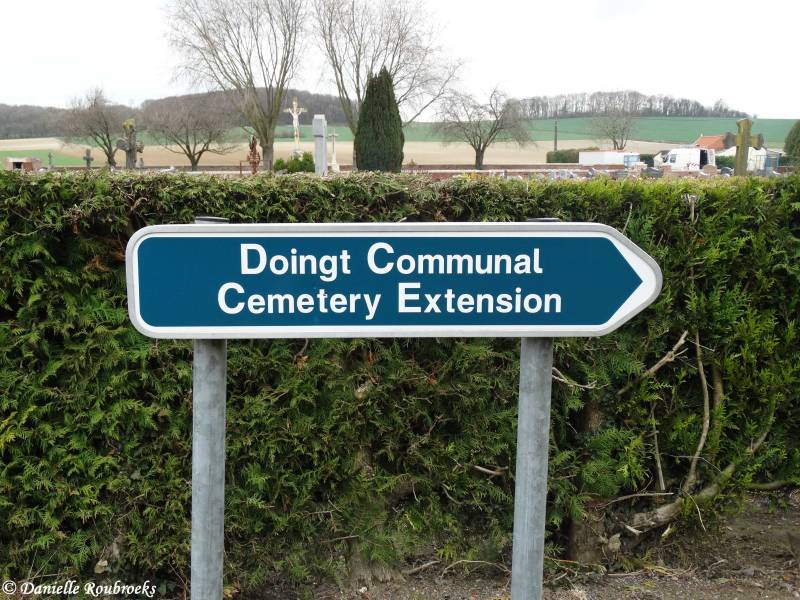 01DoingtComCemExtwoe20ma19.jpg