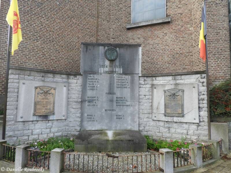 01Jemeppe-sur-SambreMonumentza16okt21.jpg