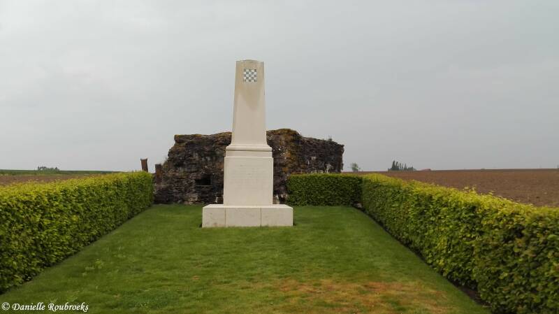 01LangemarkMonument34thDivzo19mei19.jpg