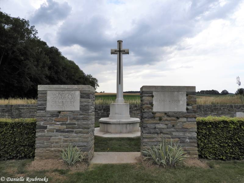 01MontignyComCemExtwoe4jul18.jpg