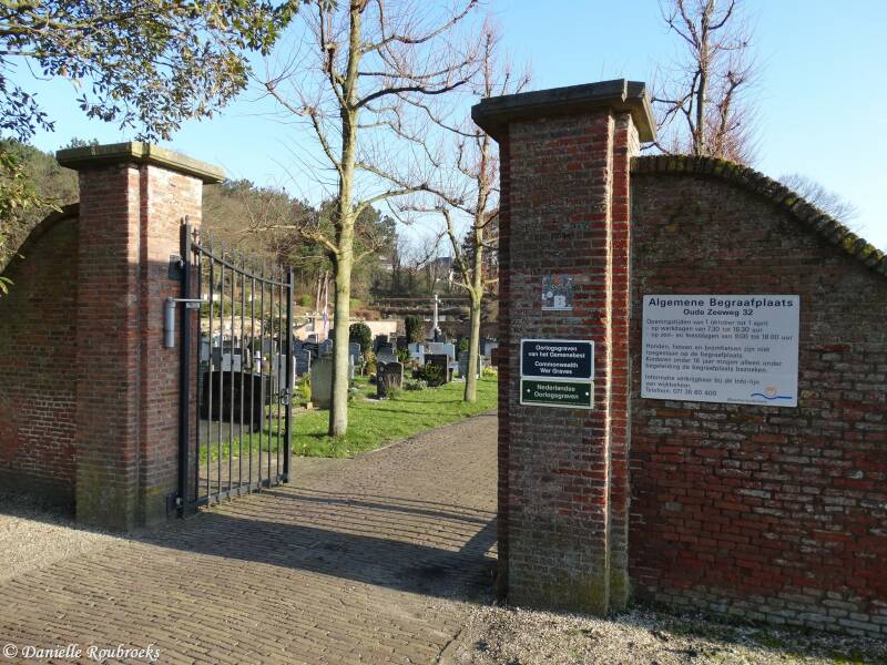 01NoordwijkGeneralCemeteryza27feb16.jpg