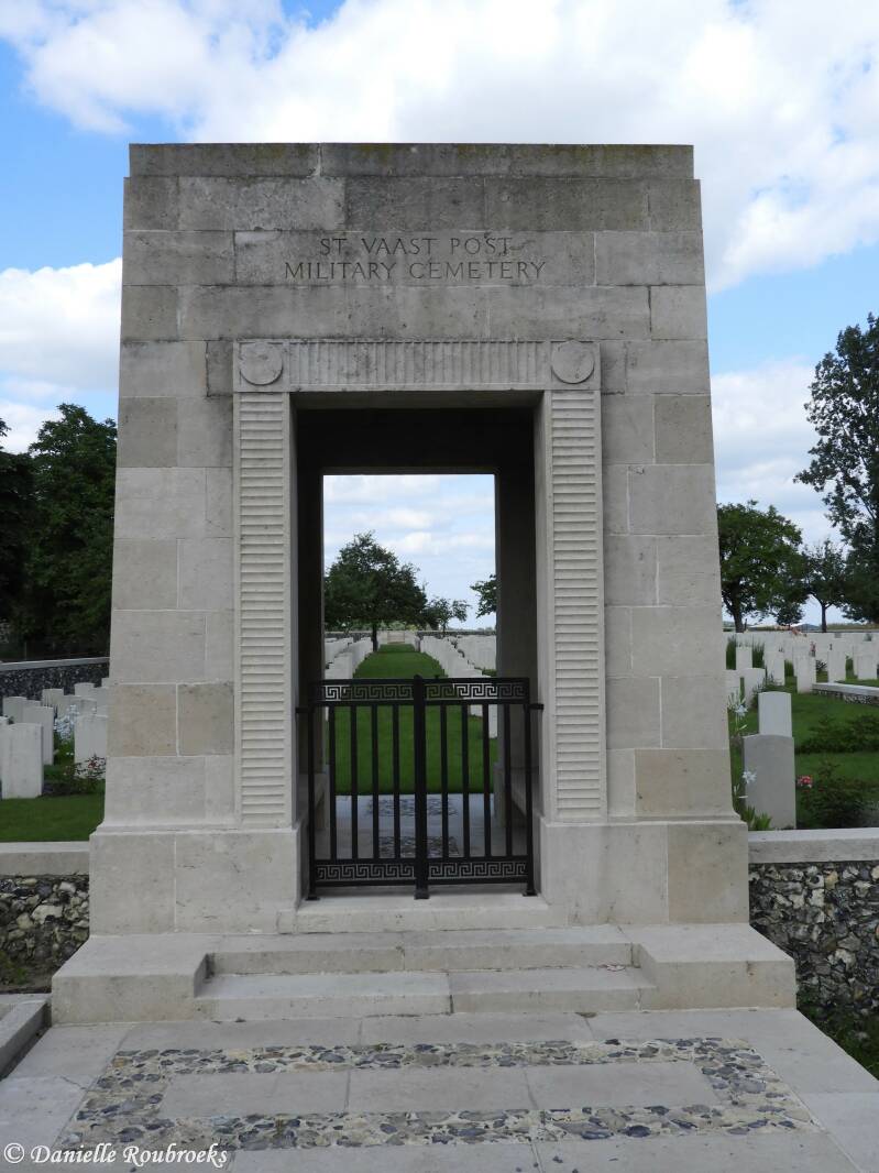 01StVaastPostMCwoe13jun18.jpg