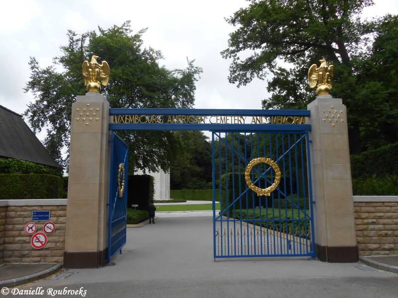 01aLuxemburgAmericanCemetery22jun13.jpg