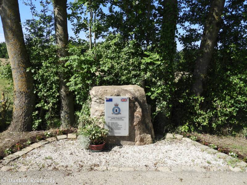 01froidhierstirlingmonumentdo2jun22.jpg