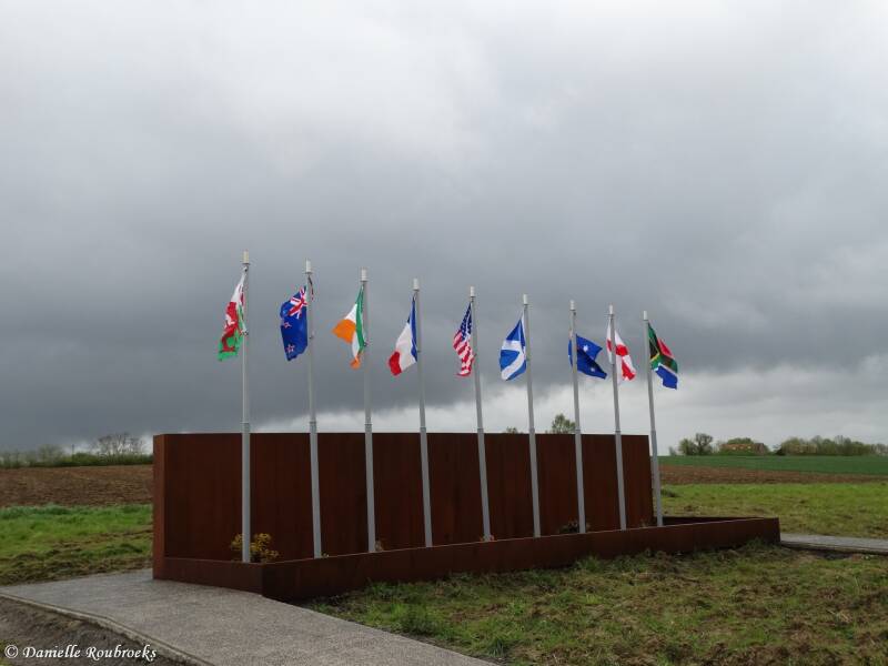 02-fromelles-rugby-monument-woe24apr24-standard.jpg