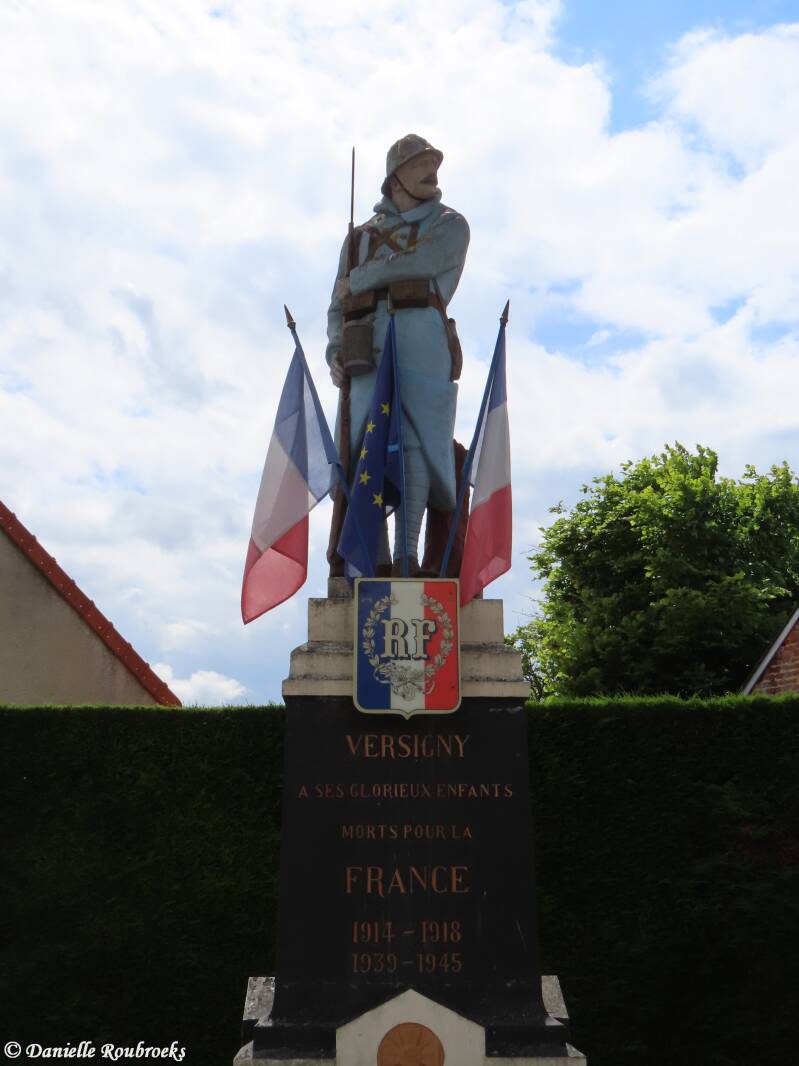 02-versigny-monument-woe12jun24-standard.jpg