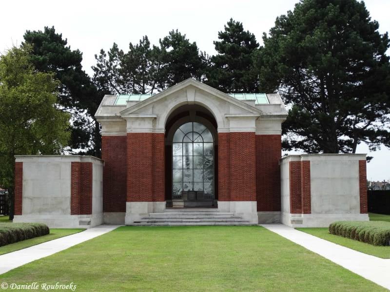 02DunkirkMemorial.jpg