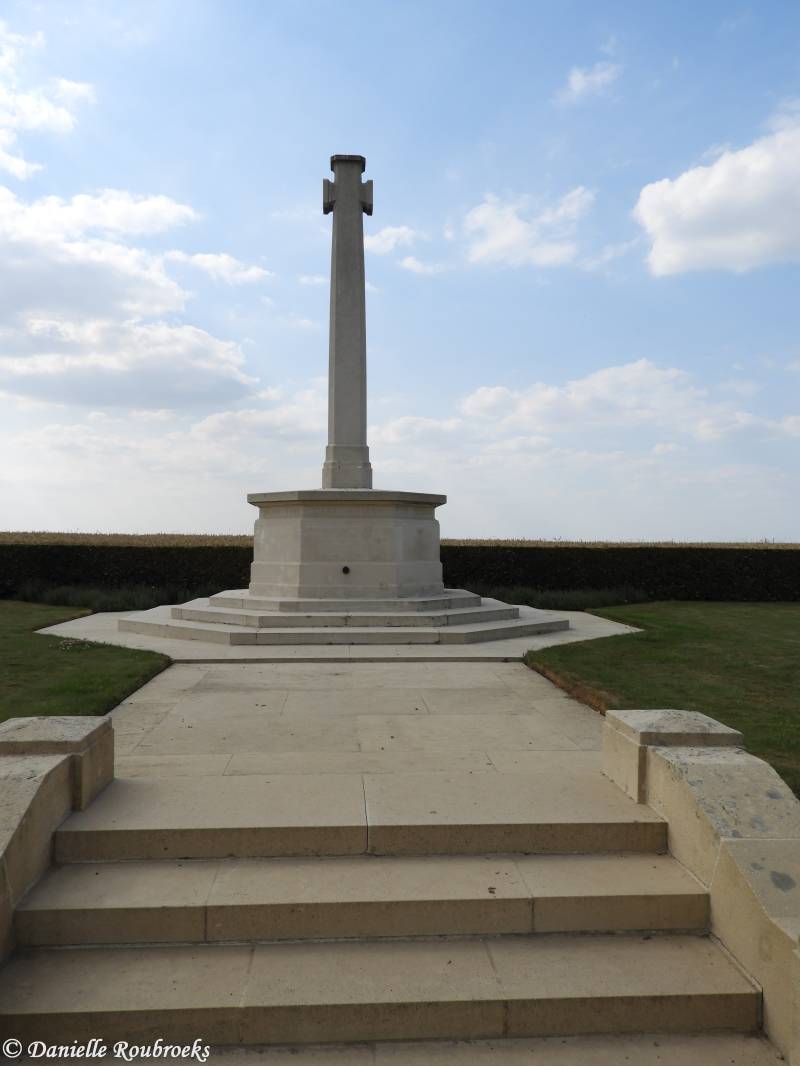 02GuardsMemorialLesboeufszo8jul18.jpg