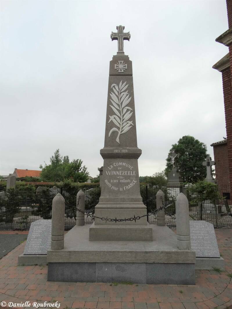 02WinnezeeleMonument.jpg