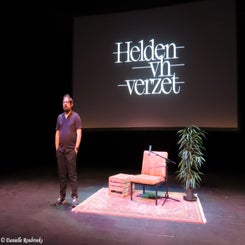 03-antwerpen-verzetscafe-ma9dec24-standard.jpg