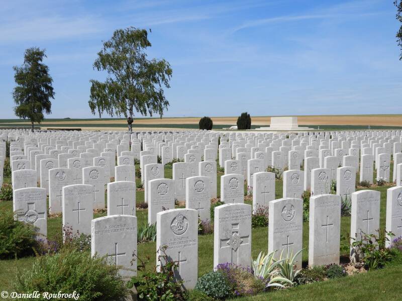 03AIFBurialGroundwoe17mei17.jpg