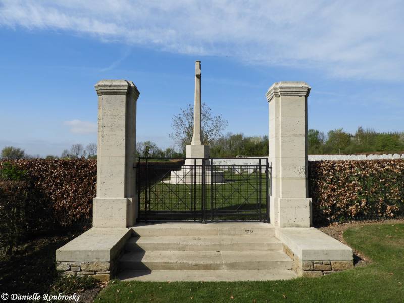 03AdelaideCemeteryVillers-Bretonneuxwoe12apr17.jpg