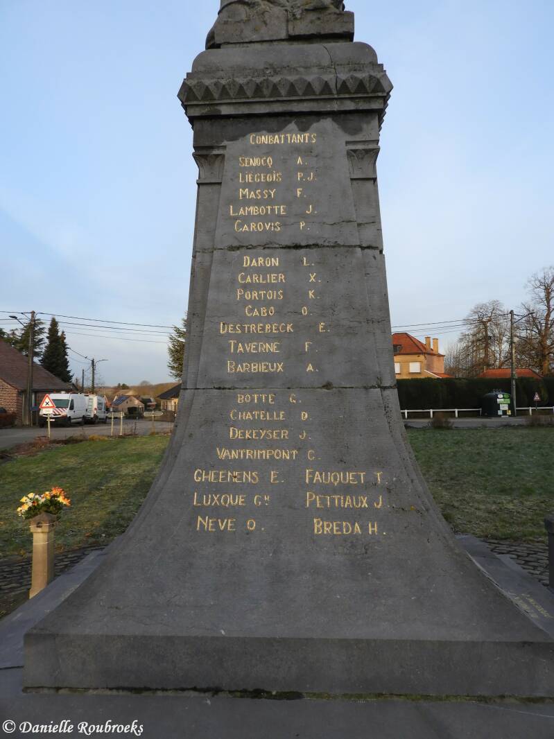 03OrmeigniesMonumentdi26jan21.jpg