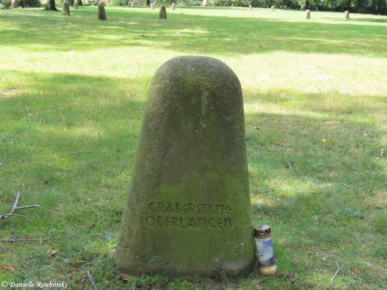 04-oberlangen-vi-begraafplaats-ma22jul24-standard.jpg