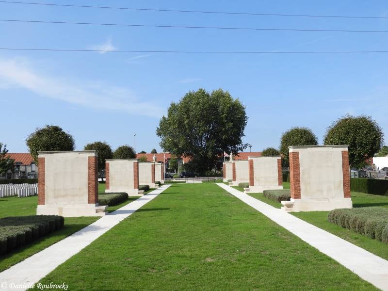 04DunkirkMemorial.jpg
