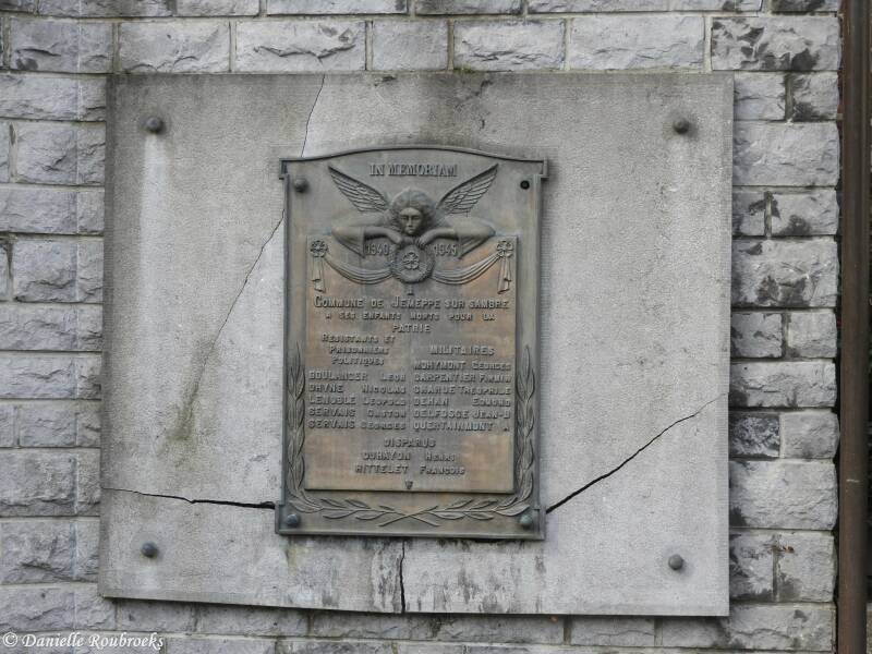 04Jemeppe-sur-SambreMonumentza16okt21.jpg