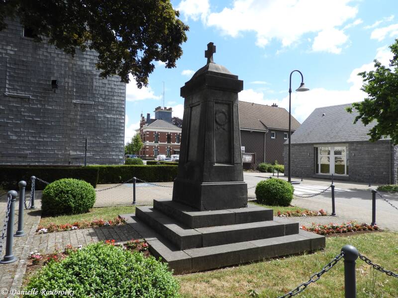 04herbesthalmonumentza28mei22.jpg