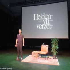 05-antwerpen-verzetscafe-ma9dec24-standard.jpg
