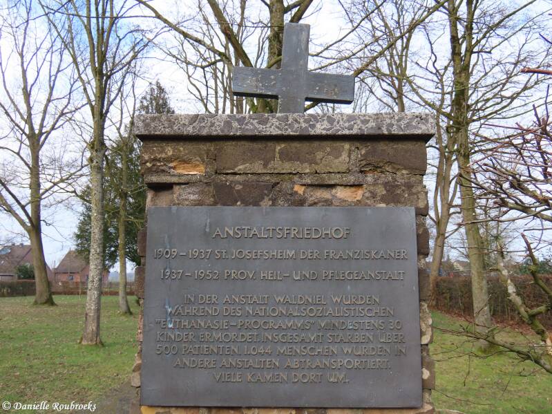 05-schwalmtal-waldniel-monument-za8feb25-standard.jpg