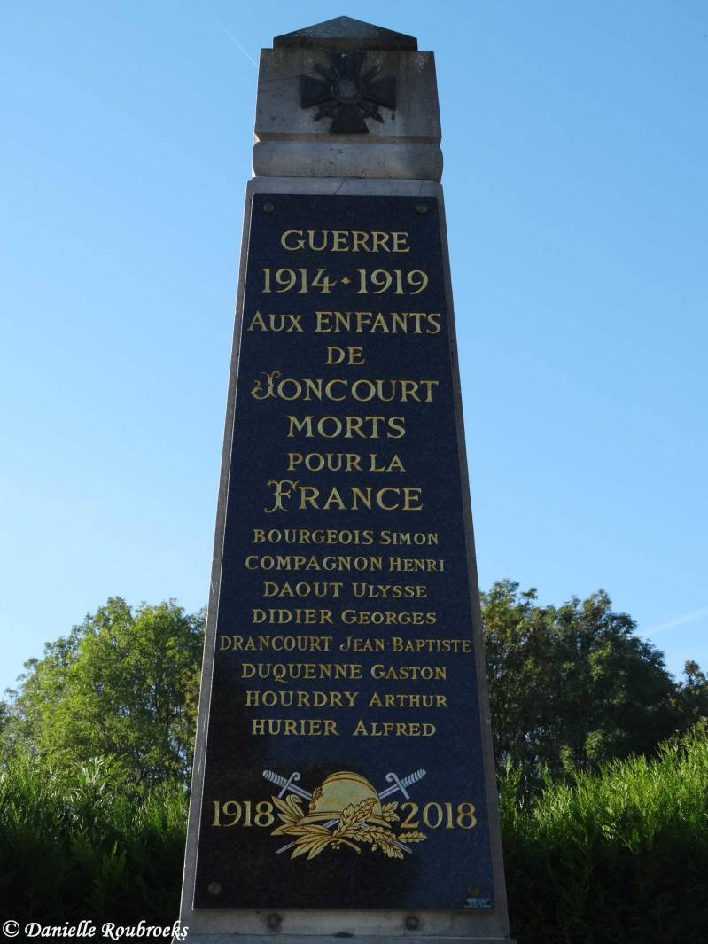 05JoncourtComCem.jpg