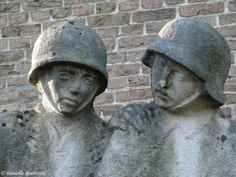 05OssendrechtWarMonumentza16jan16.jpg