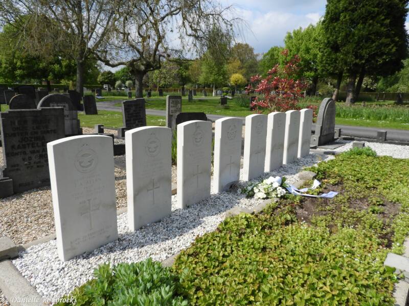 05SommelsdijkGeneralCemeterydo4mei17.jpg