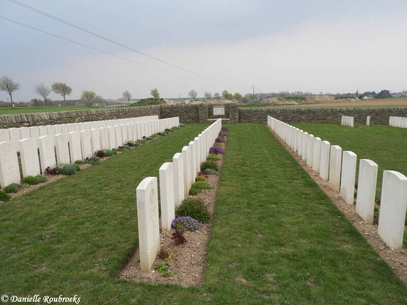 05TankCemeterydi16apr19.jpg