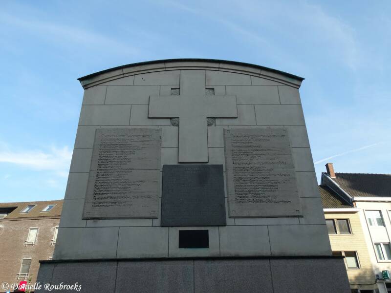 06DrongenMonumentzo13sep20.jpg