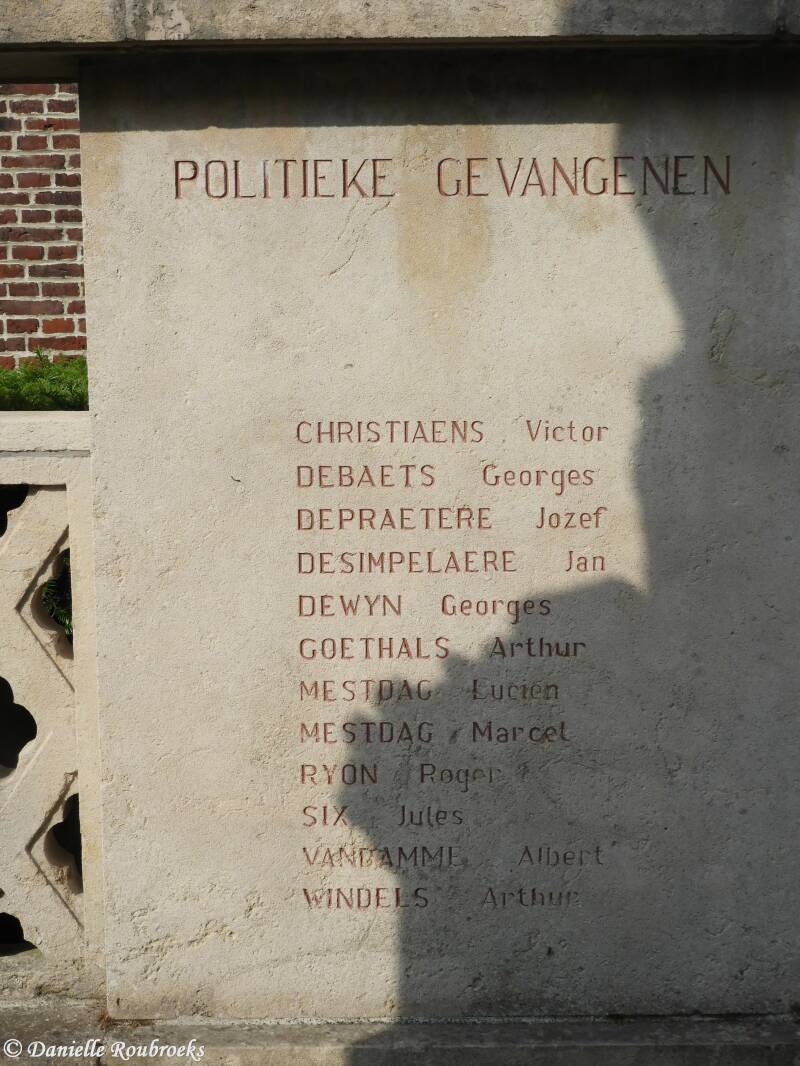 06HarelbekeMonumentwoe9jun21.jpg