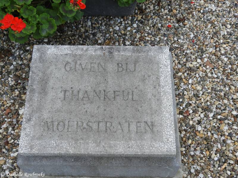 06MoerstratenMonumentza19sep20.jpg
