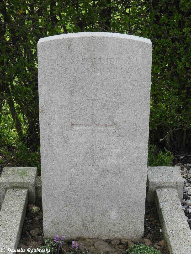 06MorchiesCommunalCemeterydi16apr19.jpg