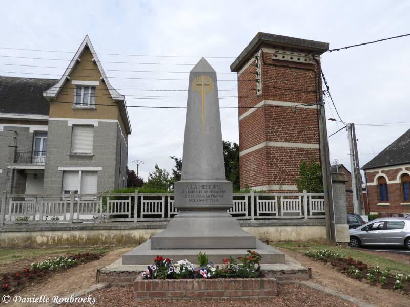 06moeuvresmonumentma23mei22.jpg