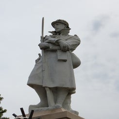 07-ficheux-monument-ma15jul24-standard.jpg