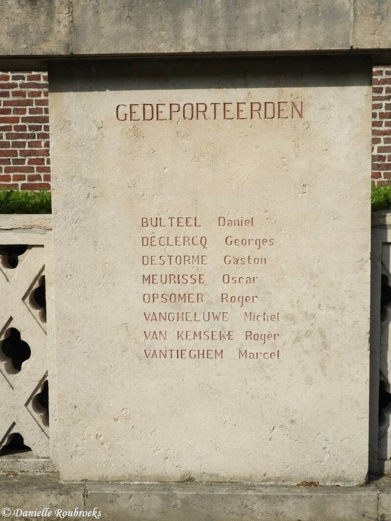 07HarelbekeMonumentwoe9jun21.jpg