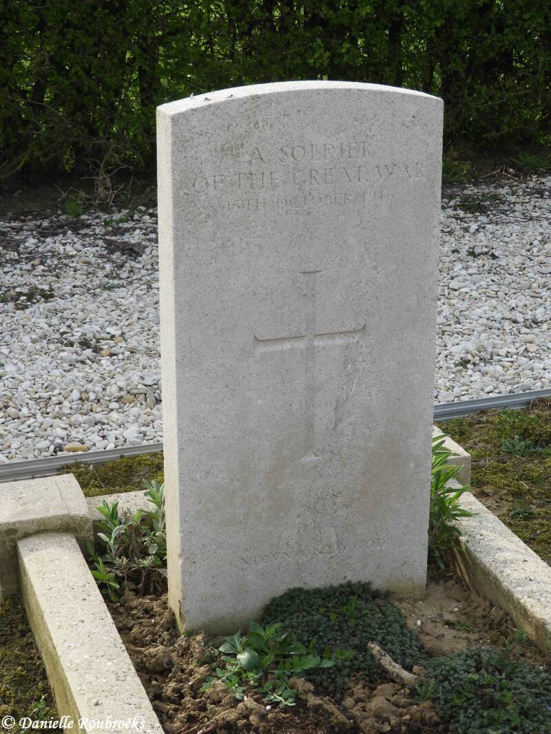 07MorchiesCommunalCemeterydi16apr19.jpg