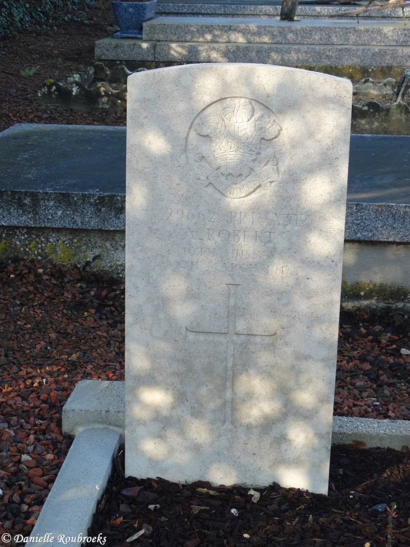 07TertryCommunalvr22ma19.jpg