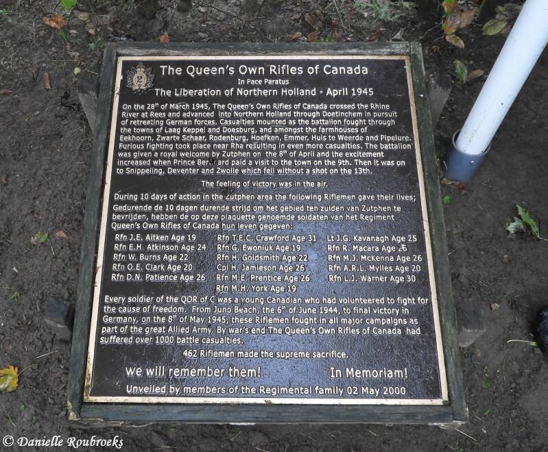 07steenderenmonumentcanadesequeensownriflesvr14okt22.jpg