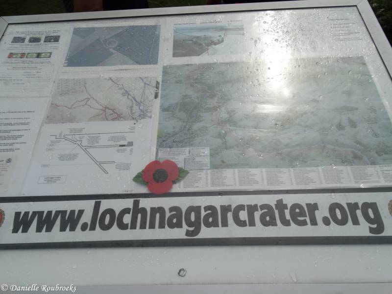 08LochnagarCraterza11jun16.jpg