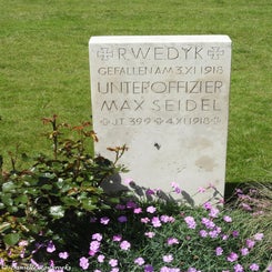 09KezelbergMCvr28mei21.jpg