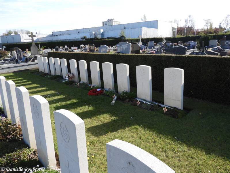 104maubeugecentrewoe19apr23.jpg