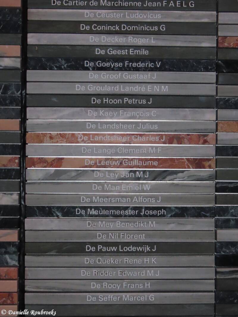 11-antwerpen-namen-monument-zo15dec24-standard.jpg