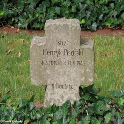 11-d-rpen-rc-begraafplaats-di23jul24-standard.jpg