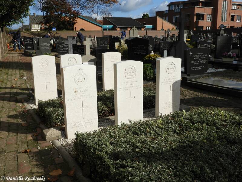 11Baarle-NassauRCChurchyardvrij27okt17-1.jpg