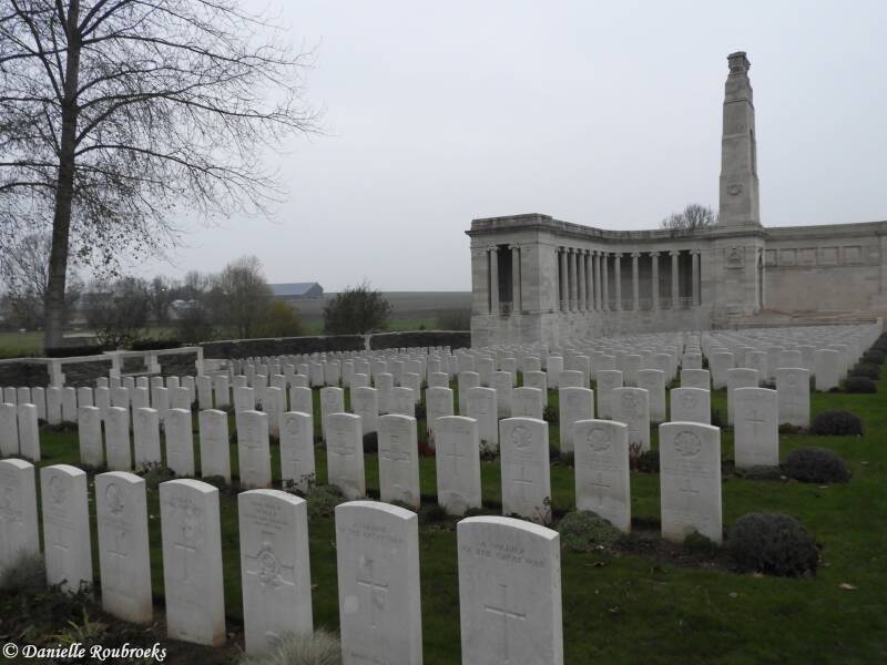 11Vis-en-ArtoisMemorial17-18.jpg