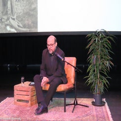 13-antwerpen-verzetscafe-ma9dec24-standard.jpg